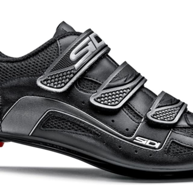 The 10 Best Cycling Shoes for Spinning Class Complex