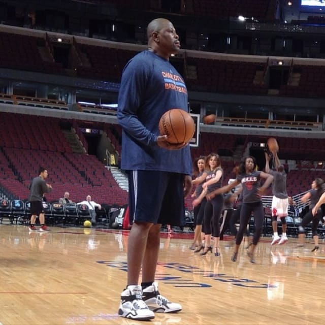 Patrick Ewing Shows Up To The United Center in Ewings | Complex