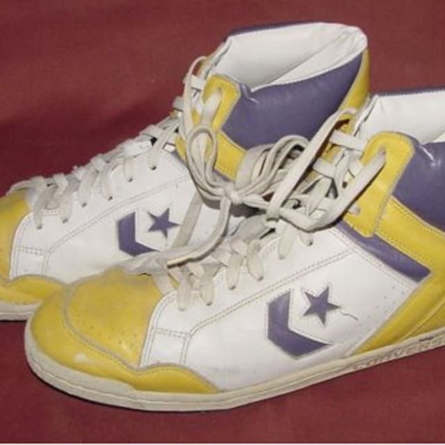 magic johnson weapon shoes