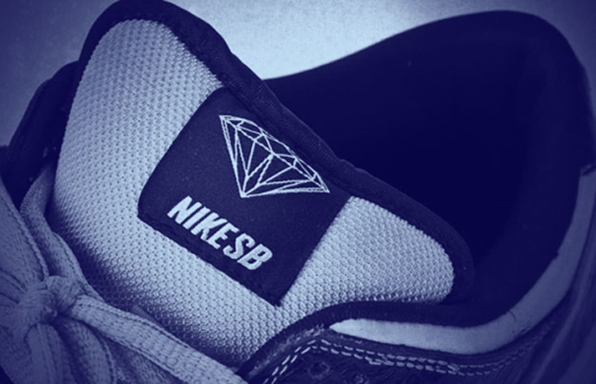 valentine nike sbs