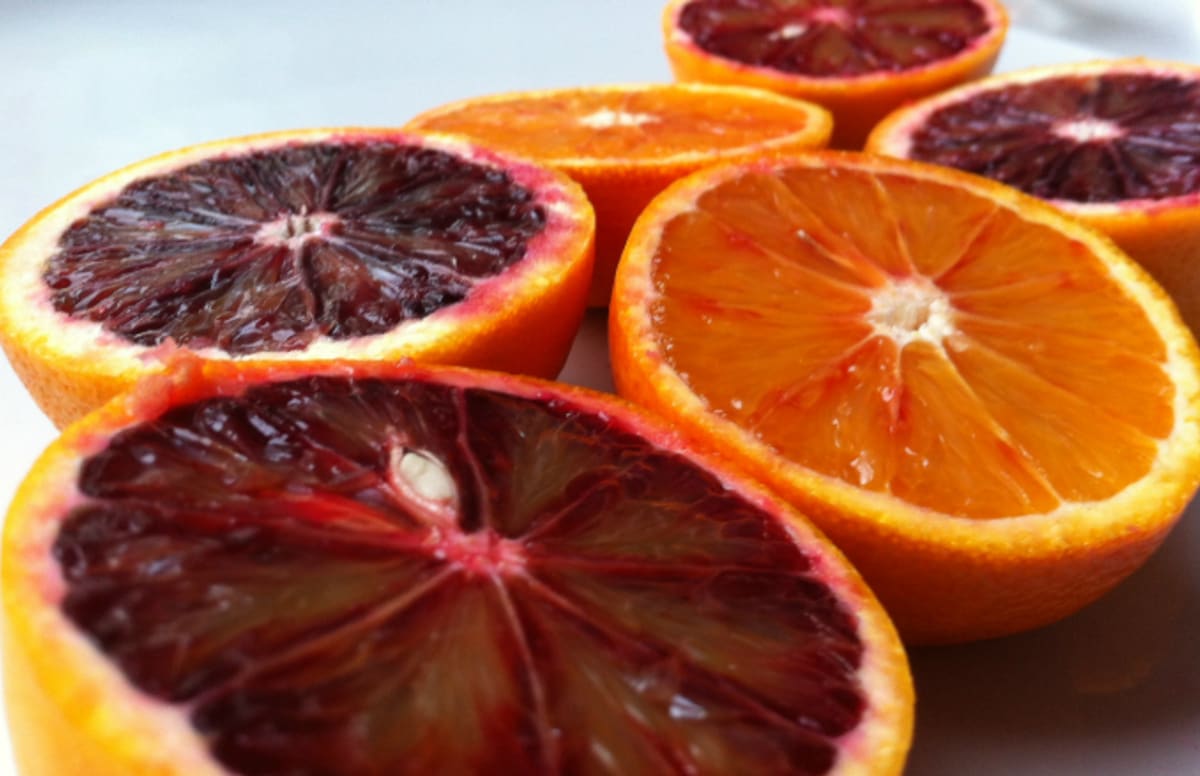 FruitFingering Instagram Account Breaks the Complex