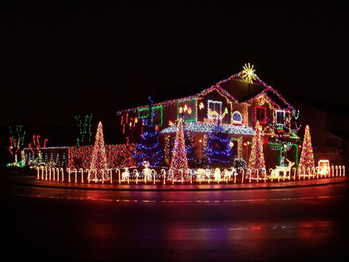 amazing grace christmas light show 2013 we wish you a amazing grace christmas light show 2013 we wish you a