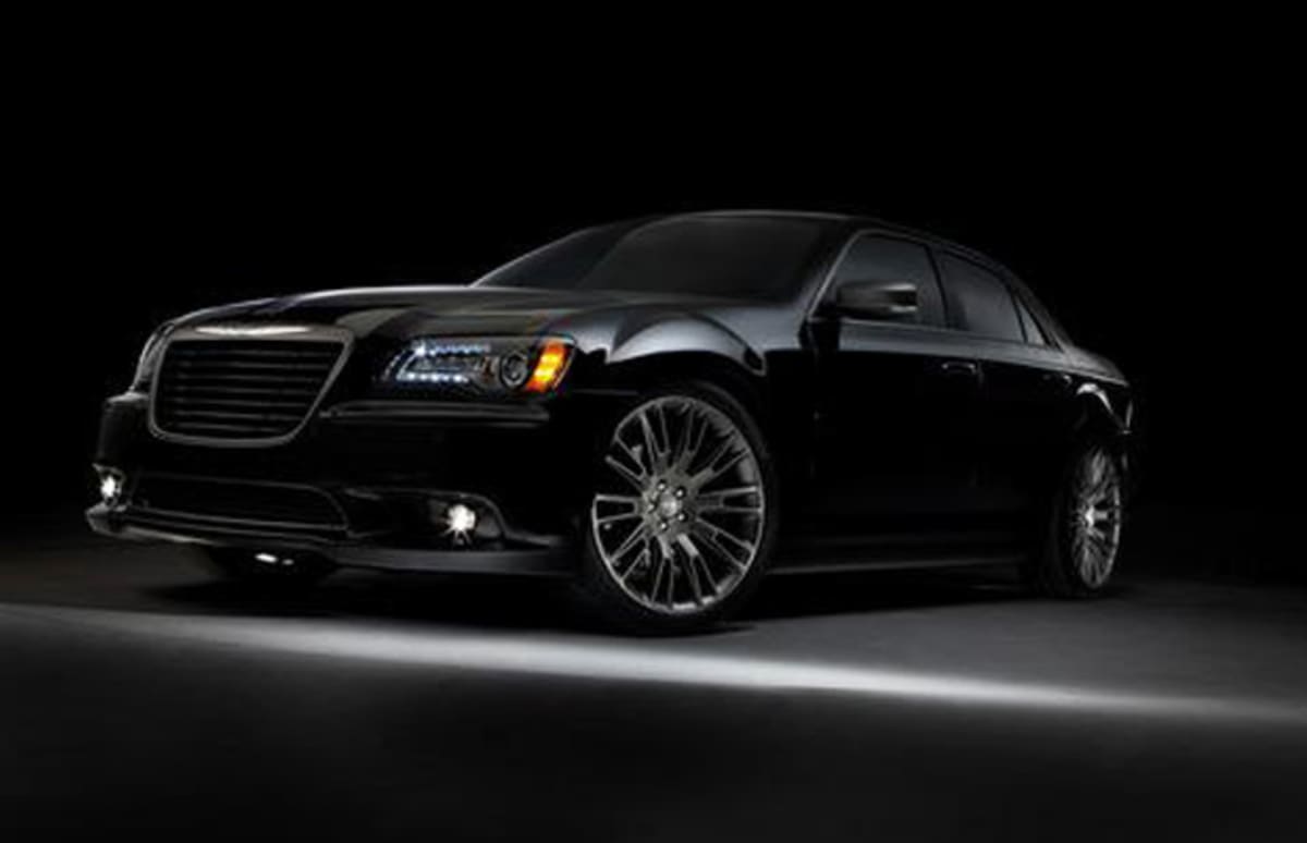 The 2013 Chrysler 300c John Varvatos Limited Edition Complex