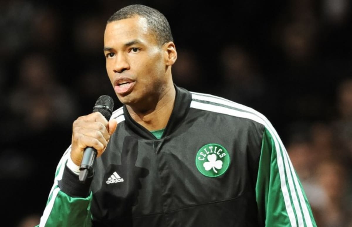 Jason Collins Comes Out As The Nba S First Active Openly Gay Player Complex