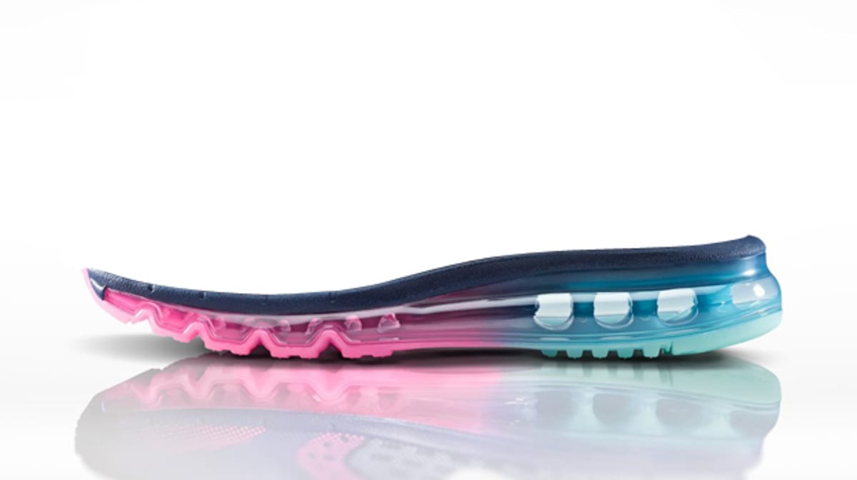 saint soles nike