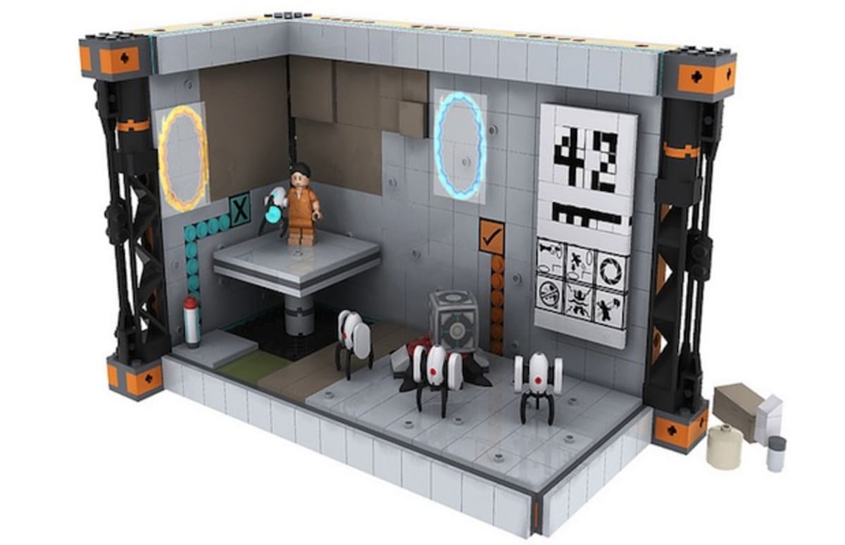 Play GLaDOS with this "Portal" Lego Set | Complex