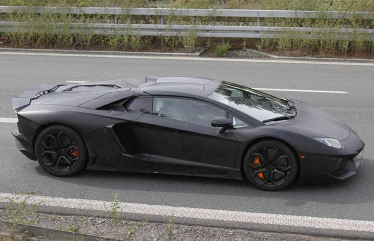 Aventador Roadster With TwoPiece Roof Spotted Without Camo