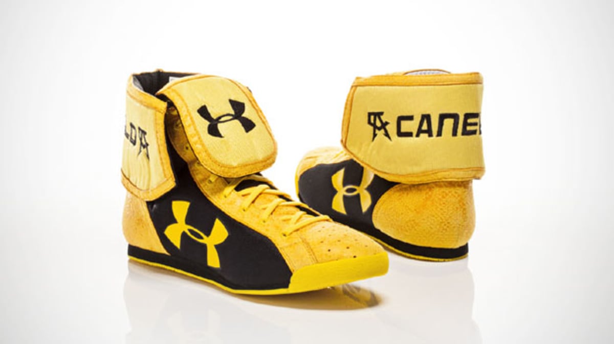 Canelo Alvarez Returns Tonight in These High Fashion Canelo Alvarez Returns Tonight in These High Fashion
