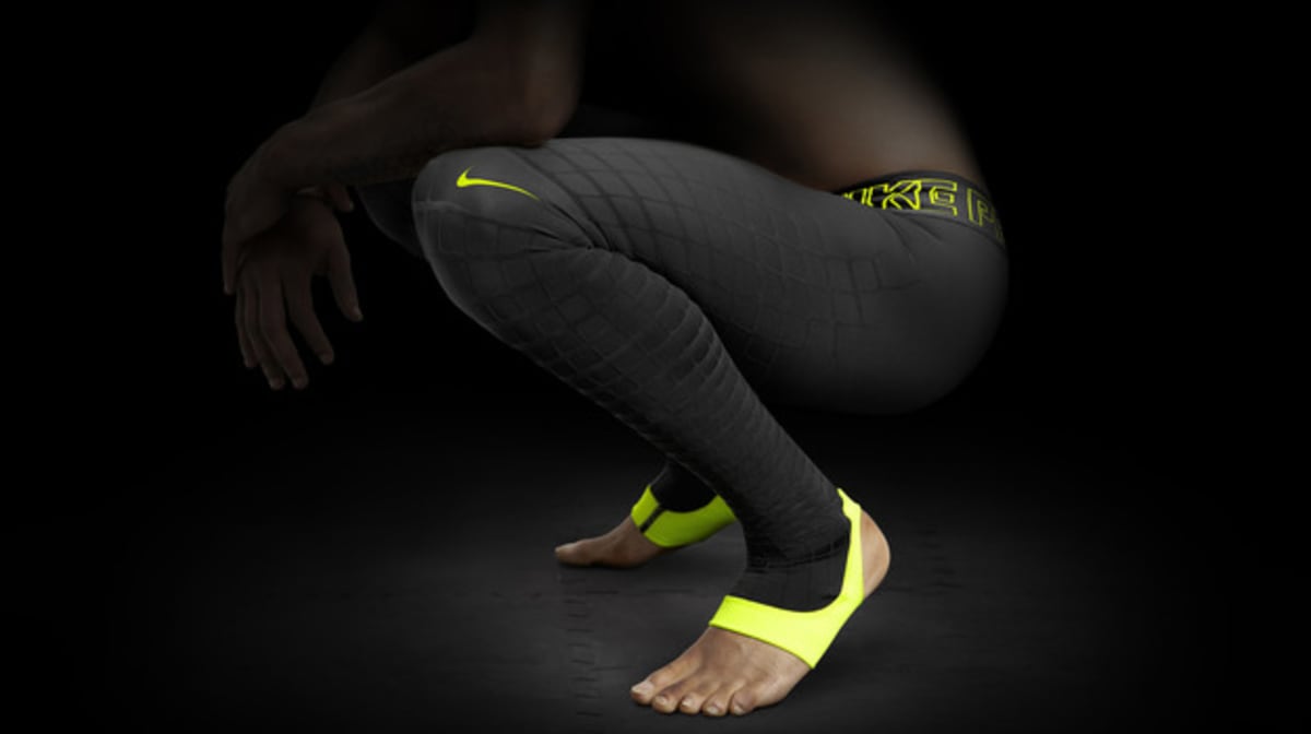 nike pro recovery hypertight