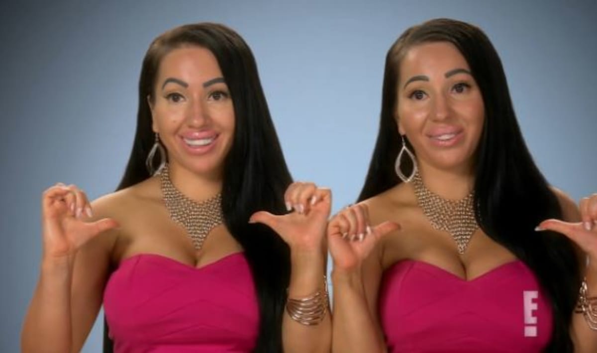 Identical Twins Who Share A Boyfriend Want Identical Boob Jobs Complex