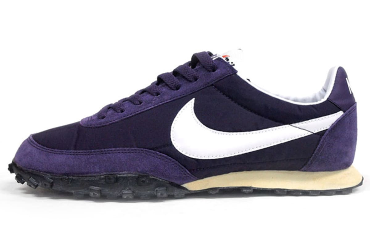 nike vintage waffle racer