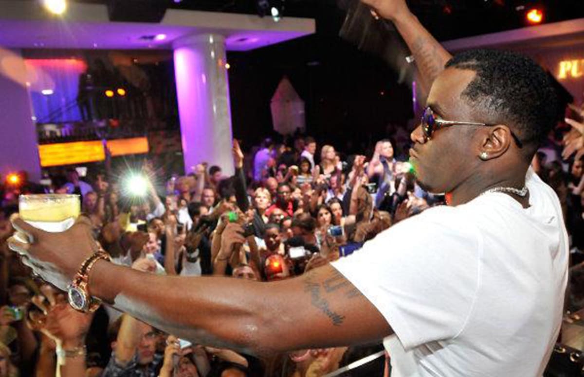 5 reasons you might not want to party with puff daddy | complex 5 reasons you might not want to party with puff daddy | complex
