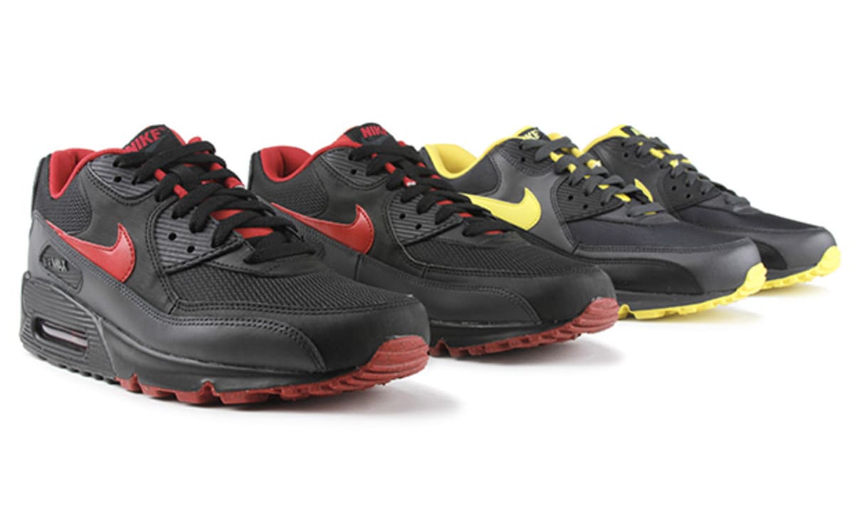 black red and yellow air max