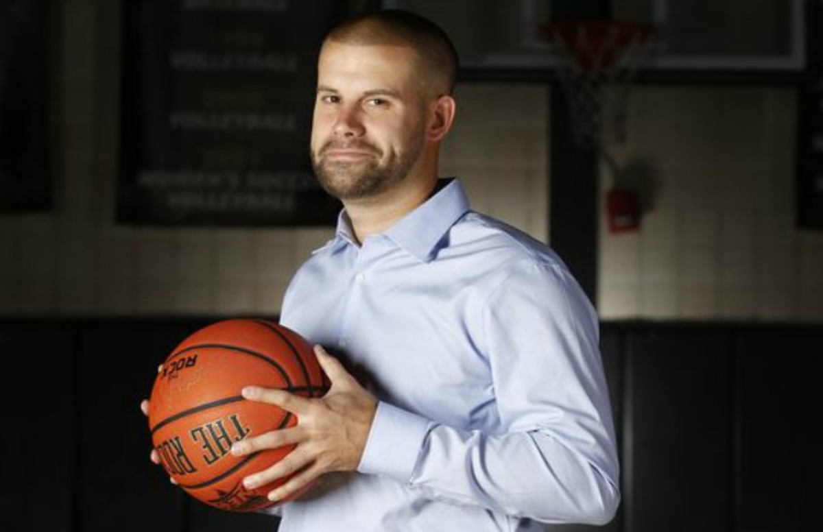 Chris Burns Bryant University Coach Is First Openly Gay Coach In College Basketball Complex