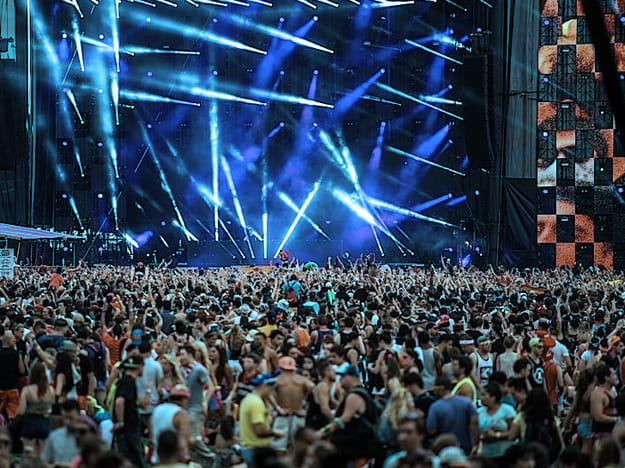ezoo-crowd-li