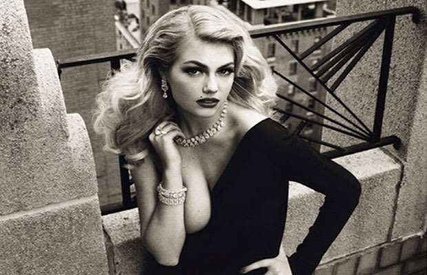Kate Upton Oozes Sex In The New Issue Of Vogue Italia