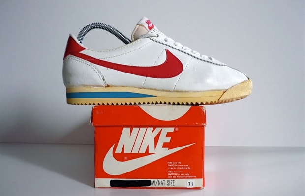 nike 70's type trainers