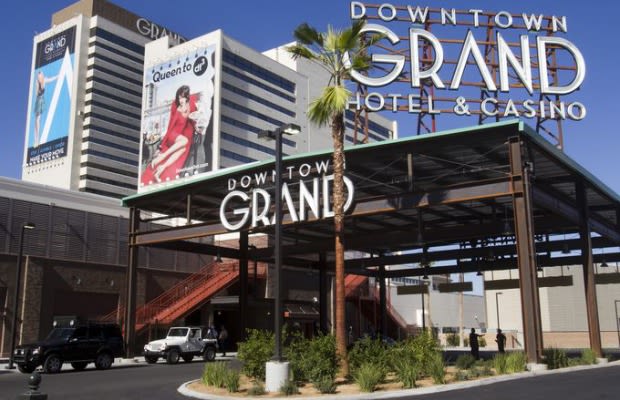 Cnn man sues casino