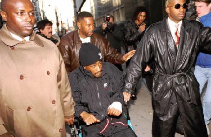 2pac-is-shot-and-robbed-in-new-york-city-the-25-biggest-90s-rap-news