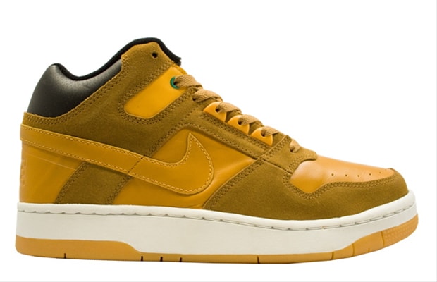 nike delta force supreme