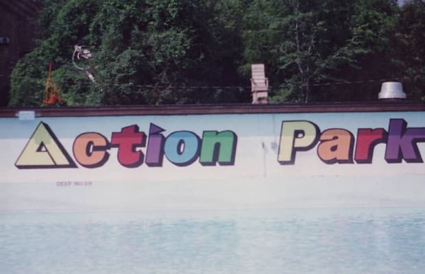 tidal wave pool action park