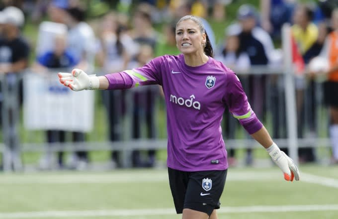 Hope Solo A Recent History Of Athletes Nude Photos Leaking Complex