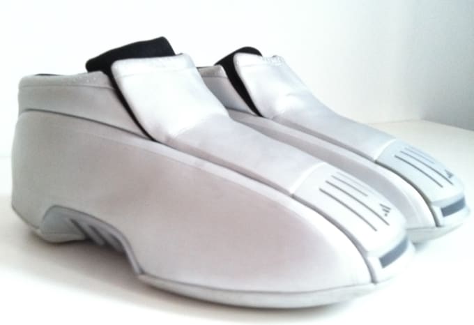 adidas Kobe II - 10 Classic adidas Sneakers We Want to See Kanye West Work On | Complex