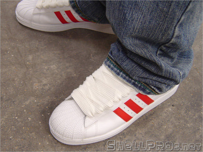 shoes with fat laces