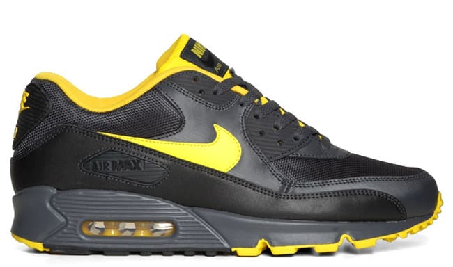 nike yellow and black air max