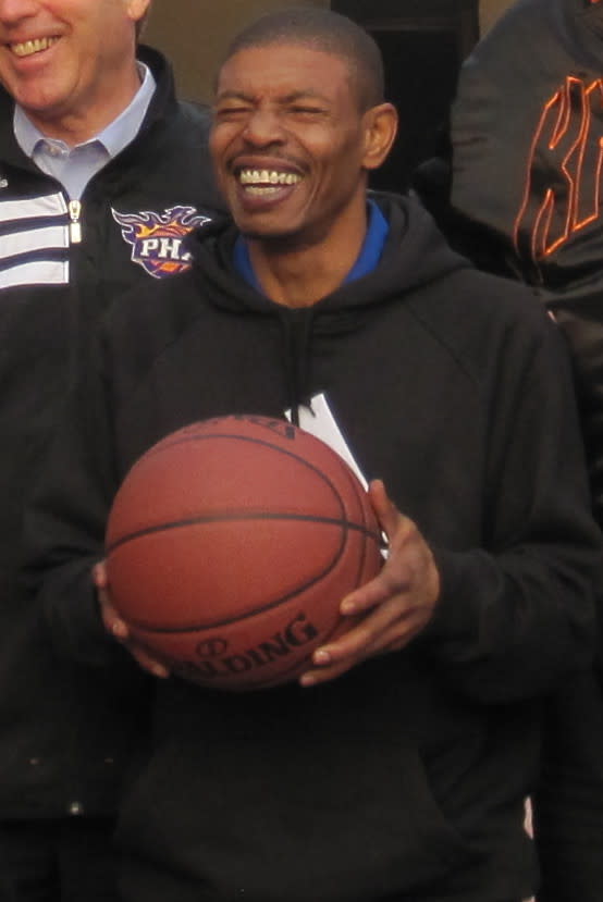 Maxi Bogues Maxi Bogues