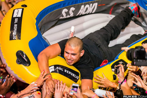 afrojack-float-edc2012