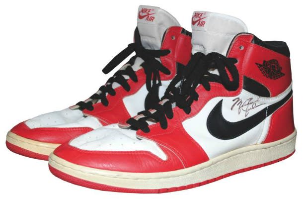 michael jordan signed shoes