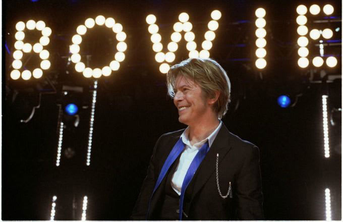 david-bowie-sign-wikimedia