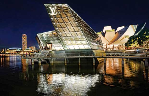 This Building Is Craze: Floating Louis Vuitton Store In Singapore | Complex