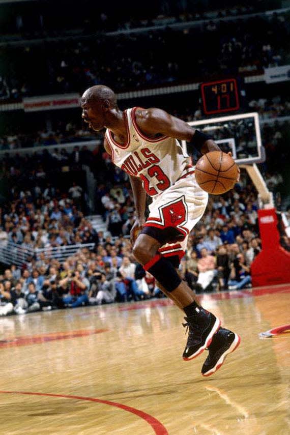 michael jordan wearing jordan 11