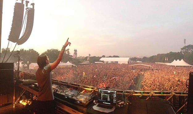 alesso-ezoo-2013