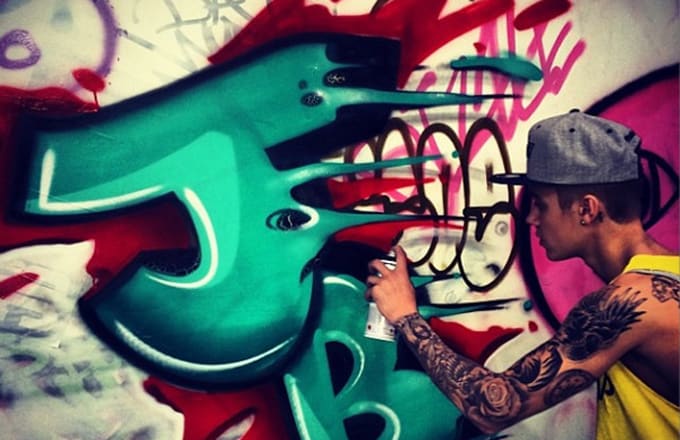 Justin Bieber 12 Times Celebrities Have Tried To Do Graffiti Complex