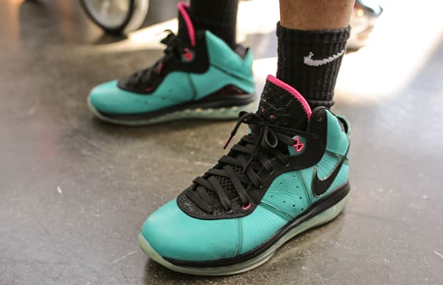 lebron 8 pre heat