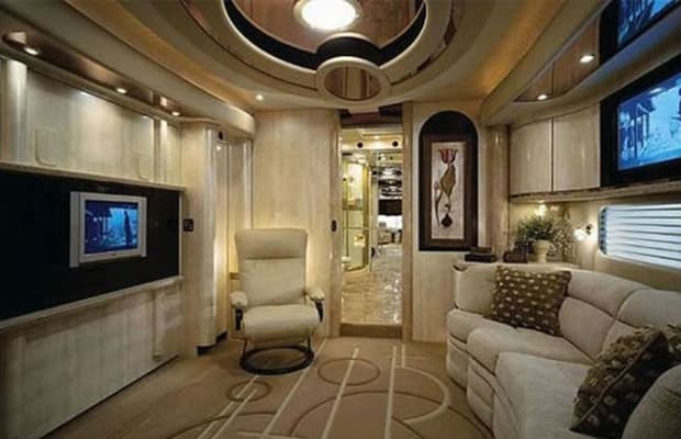 volkner mobil - wheels of fortune: 10 awesome rvs | complex volkner mobil - wheels of fortune: 10 awesome rvs | complex