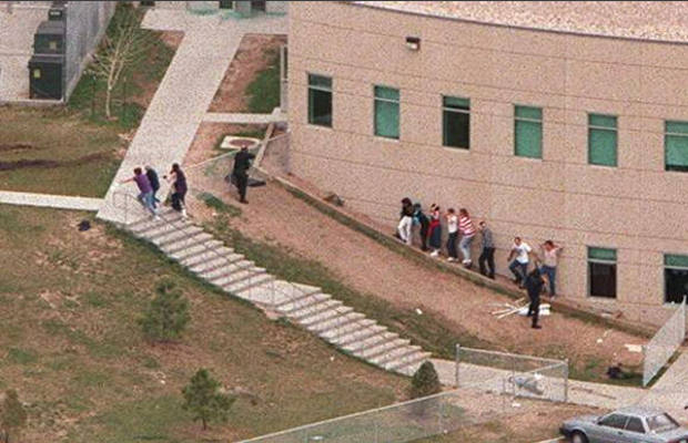 Live Footage Of The Columbine High School Massacre - The 25 Craziest ...