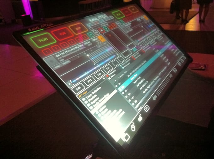 dj-touchscreen