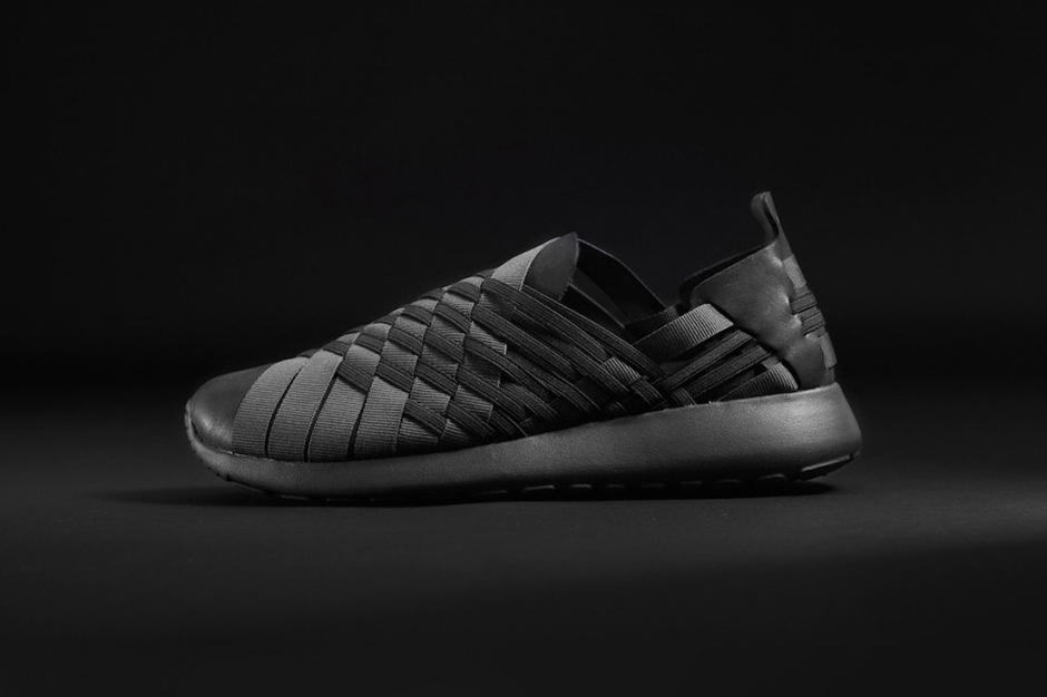 footlocker triple black