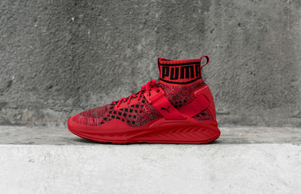 nike wmns axis