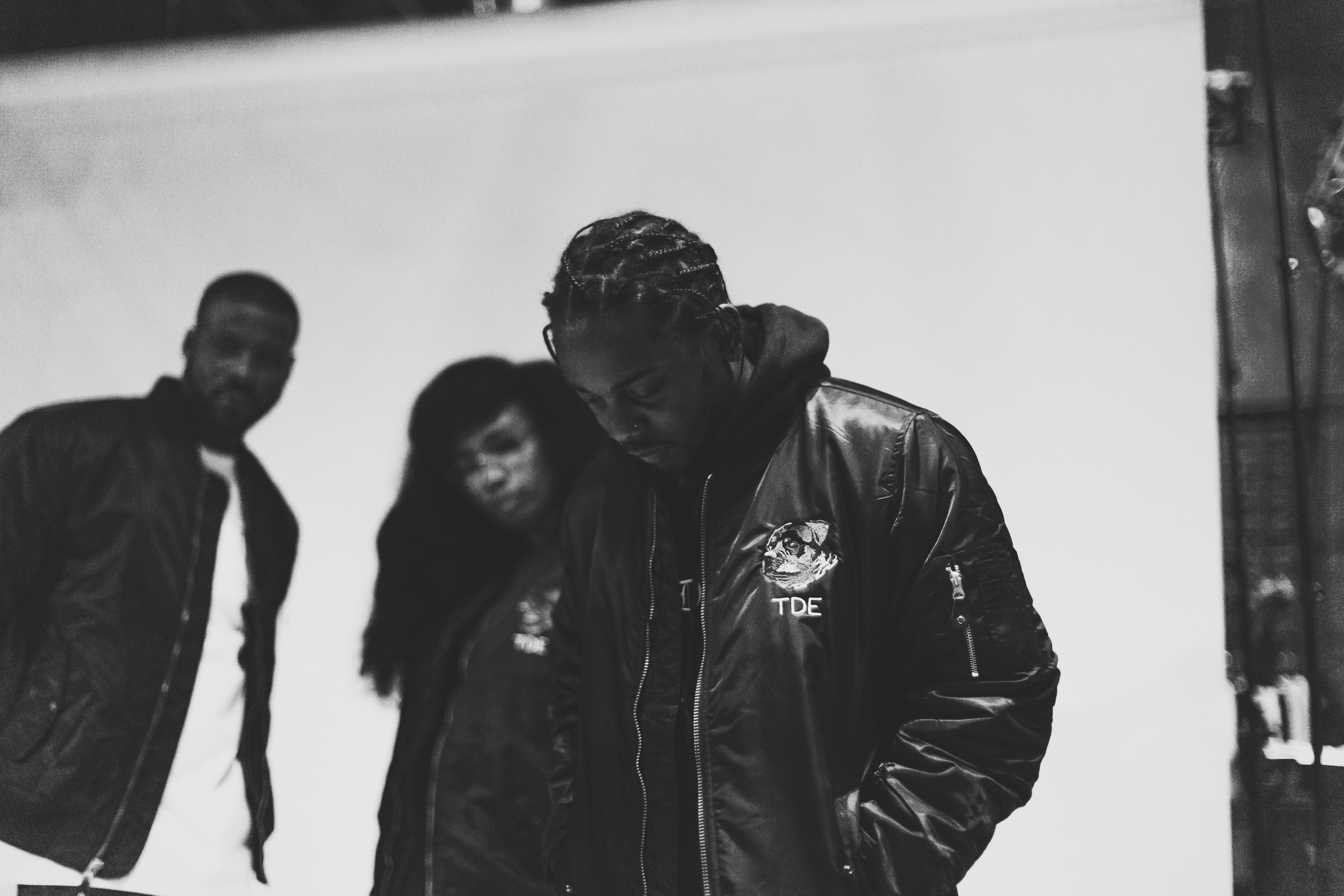 TDE's Kendrick Lamar, SZA, And Jay Rock Model Label's New Holiday ...