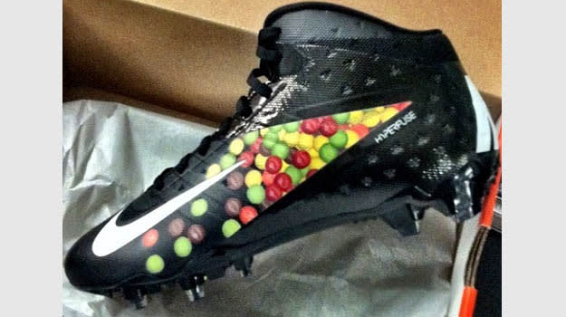 design your own football cleats