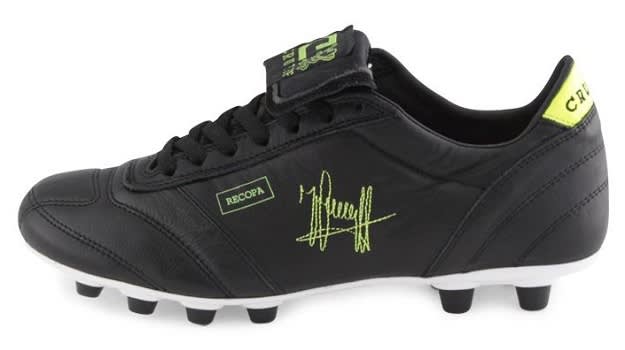 johan cruyff cleats