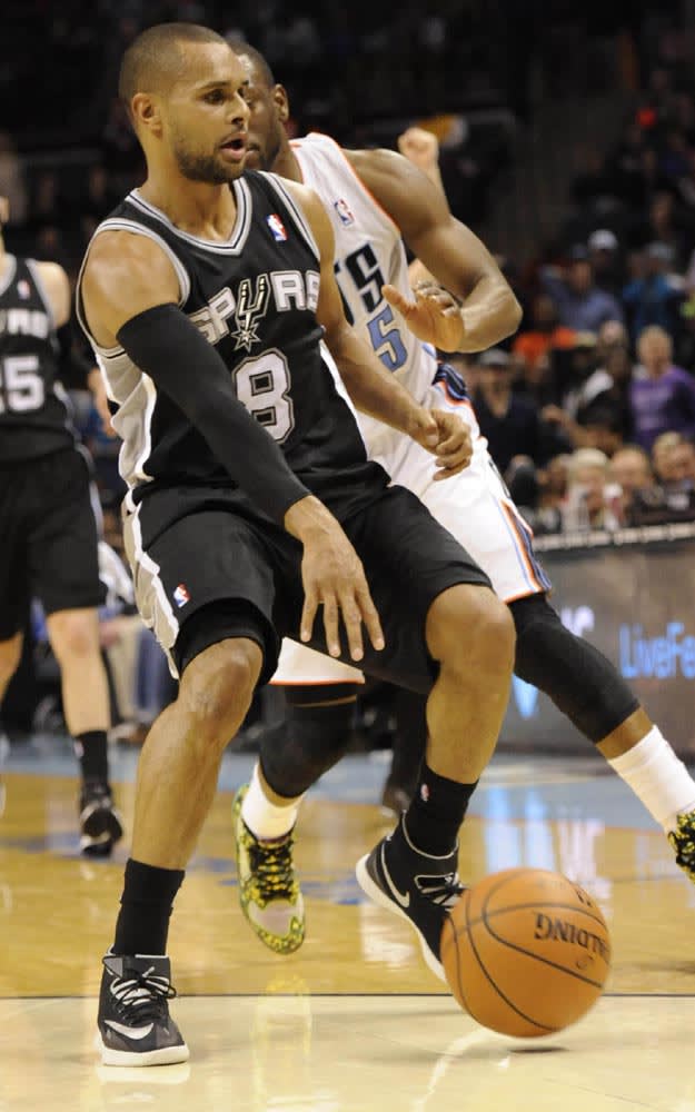 patty mills basketball shoes