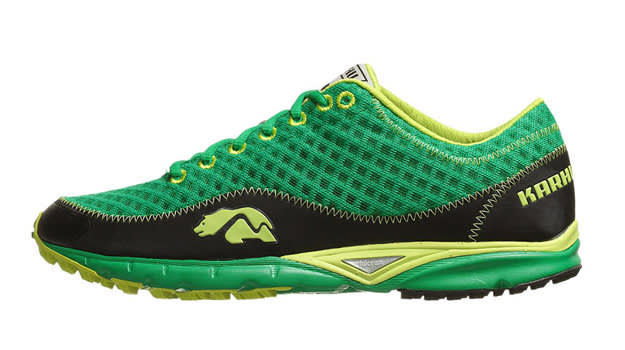 saucony waterproof running shoes