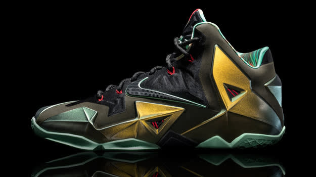 lebron james top shoes