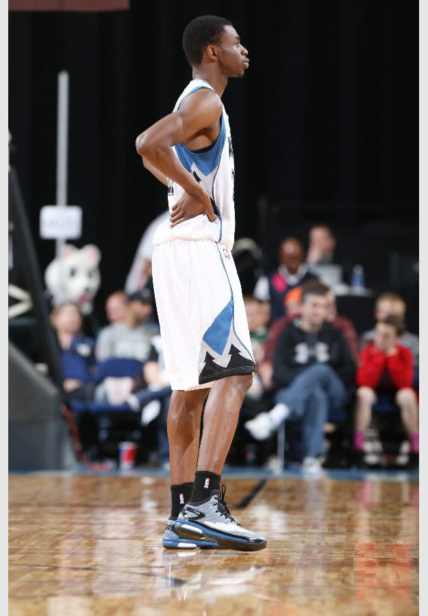 adidas basketball shoes andrew wiggins